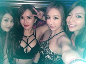 BIG TITS SELFIE ASIAN PRINCESS - #22