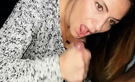 hot-looking-milf-cheating-sucking-big-dick