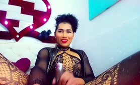 horny-tranny-jerking-her-big-dick-on-webcam